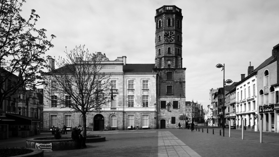 Stadhuis en Belfort zwart/wit